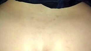 Check out this amateur with a perfect big ass 😍