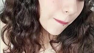 Aubrey Plaza Worships Big Cock