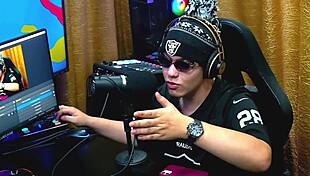 Ruan E Everton Olivrs Chupa Bem Gostoso Os Peitinhos Da Natasha Steffens Ela Gemeu De Tesão - Podcast Pópum No Barraco Completo No Sheer Red