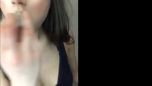 is this babe so sexy on webcam?