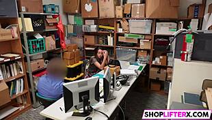 Burglar punished with blowjob by police at the shop