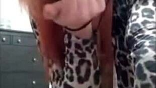 हॉट ब्राजीलियन लड़की बड़ा लैटिना गांड जंगली ट्वर्क से हिलाती