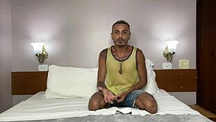 Kadu chats hot with Lucas Scudellari on the channel