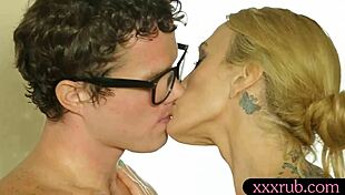 Huge Tits Blonde Masseuse Gives Handjob And Blowjob Before Fucking