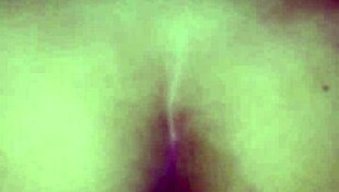 gozei e ela continuou sentando no pau