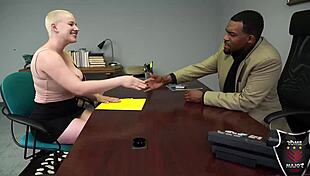 Riley Nixon deepthroats big cock!