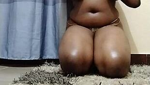 Ebony Fingers Herself To Powerful Orgasm