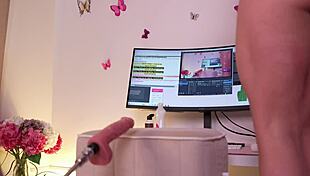 Cum on her ass during the streaming session.