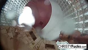 Hot shower fun with Christy and Dahlia 😘