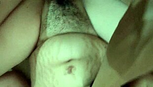 Husband and wife love each other intensely, squirting in part 3