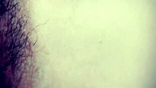 Fucking Huynh Nhi's Pussy Until She Squirts