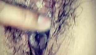 Fucking Huynh Nhi's Pussy Until She Squirts