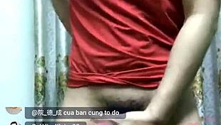 Boy on blued sucks big dick!