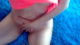 Kate Chunosova plays with her pussy