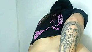 caliente colombiana trying anal for the first time