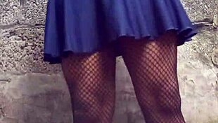 mi falda bien rico en publico