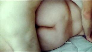 I’m lovin’ this fat American BBW, can’t get enuff of her!