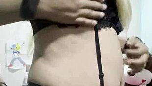 I'm trying out these travesti toys for the first time 😏