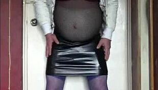 who wants to fill shy virgin's mouth with cock in stockings? 🍆