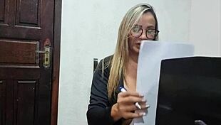 Blonde accountant resolves issues with big cock