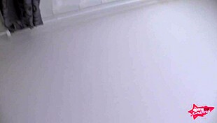 schneewittchen hart gefickt und ins gesicht gespritzt, krass! 😲