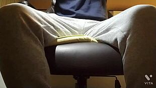 Muscular bodybuilder indulges in short self-pleasure session with big tits