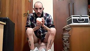 Gay español en tacones muestra su estilo único