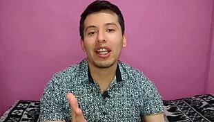 Tengo 25a�os Y Le Meti Mi Verga De 23cm A Mi Vecino Casado Fui Su Primera Vez Recibiendo Verga