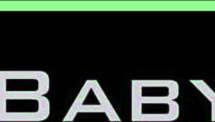 Ayudo a mi mejor amiga a elegir la ropa para su primera cita