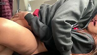 Pinay Babe Intensely Tongue Kisses During Missionary Fuck