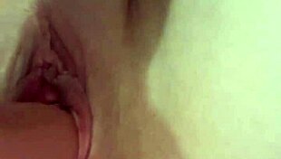 i'm watchin this liberal couple masturbatin together, it's so hot and free.