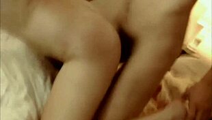 लिल्लेक्सी वेबकैम शो पर तीव्र मुठ मार रही