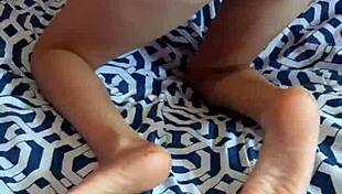 GET TO KNOW ME IN THE INTIMACY OF MY ROOM DAILY