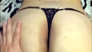 A ella le encanta que me la coja en 4