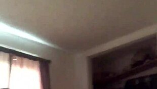 Petite Cute Latina Hispanic Woman Delivers Fantastic Blowjob Skills in Intense Session!