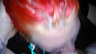 i'm givin a blow job to this redhed in realty with suckin and handjob