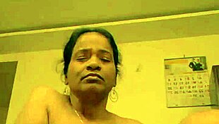 वाह ये बूढ़ा सैप्रिया के साथ अभी भी कमाल कर रहा!