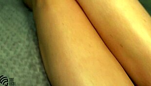 please cum on my feets, i beg you