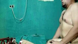 मूनचेरी झुककर डॉगीस्टाइल चुदाई से झड़ी