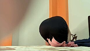 Deje una camara oculta en la habitaci�n de mi hermanastra