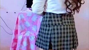 Estudiante primeriza arriesga sexo sin condon despues de clases sorprendo a esta puta alumna en casa y me la cojo casero real