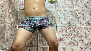 Foque De Pau Duro Tirando A Cueca