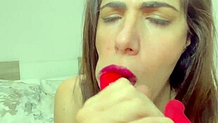 i'm a latina teen with big ass, papi help me finish