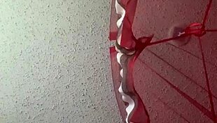 i'm watchin jared surrat and mz juicy fuckin with that big black cock, it's so juicy and fat, amateurs love it