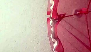 i'm watchin jared surrat and mz juicy fuckin with that big black cock, it's so juicy and fat, amateurs love it