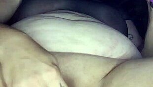 Blanquita masturbates alone, watching her rich squirts