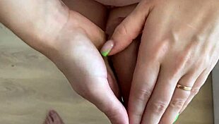 my girlfriend dances and sucks me all day long