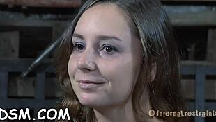 i give intense blowjob in hardcore scene