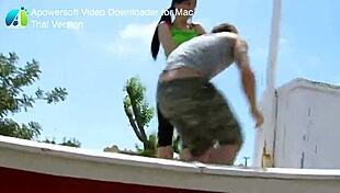 Tetona follando en publico con gran culo 😏