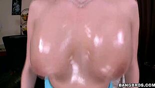 This amateur brunette loves getting cum in her pussy